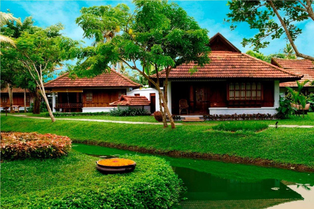 Kumarakom Lake Resort 5*
