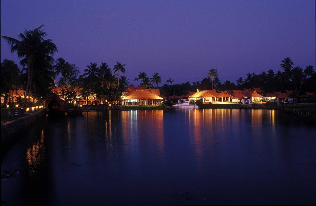 Resort Kumarakom Lake Resort Kumarakom