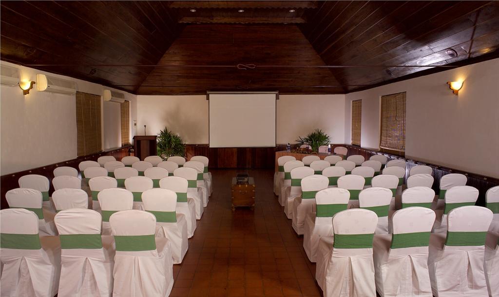 Resort Kumarakom Lake Resort 5*