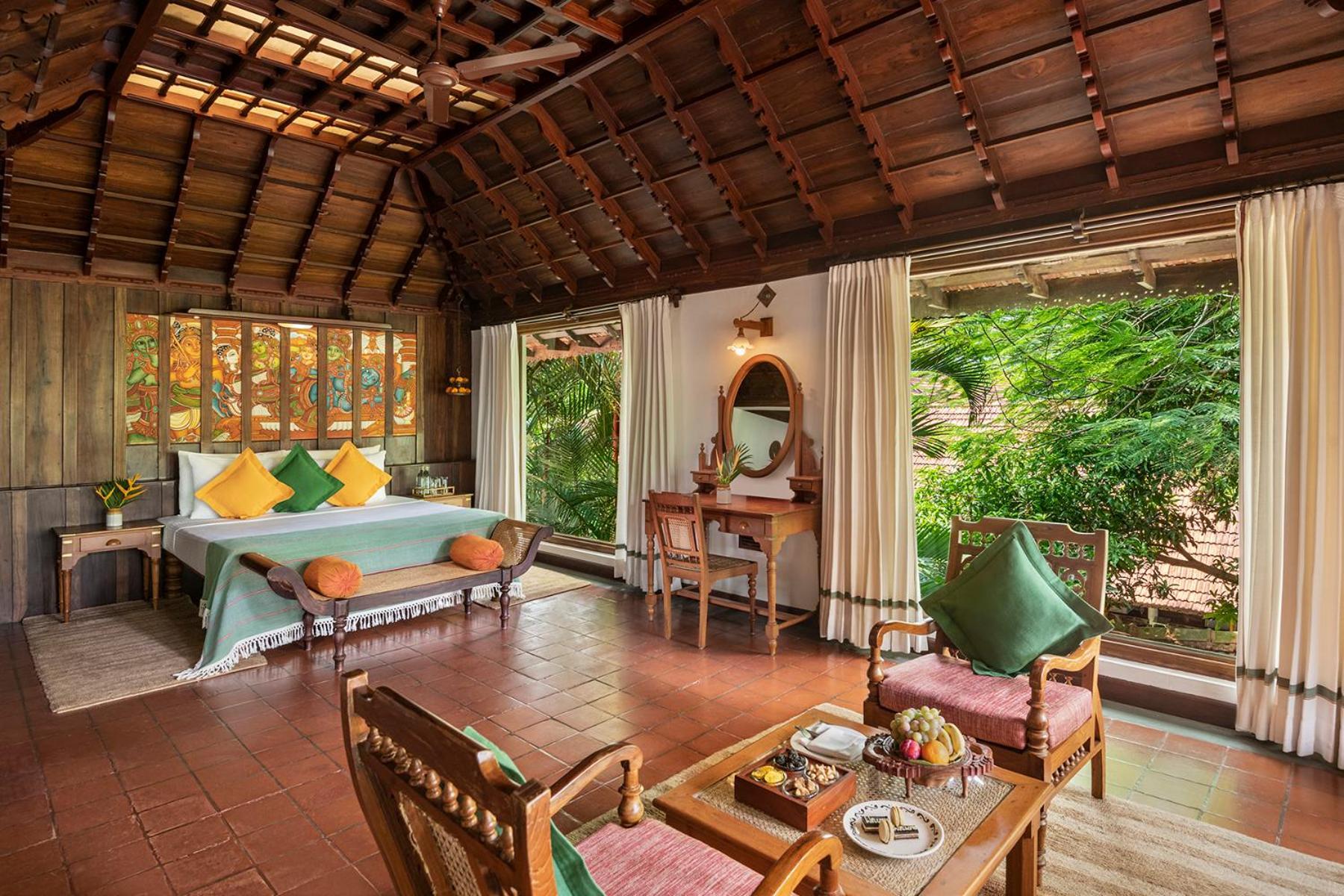 Kumarakom Lake Resort 5*